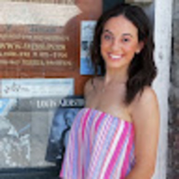 mollymonteleone